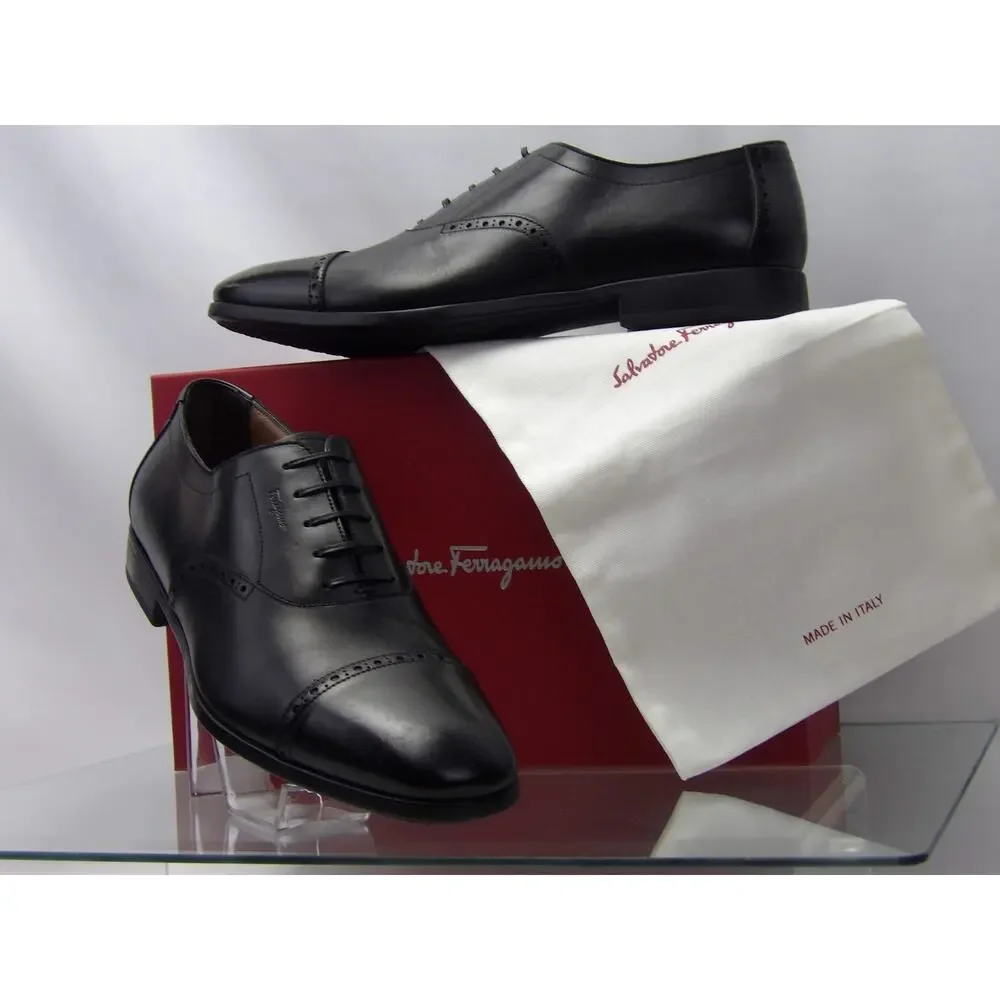 NIB SALVATORE FERRAGAMO RILEY BLACK BROGUE LEATHER LOGO BIT OXFORDS 8.5 E